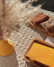 Load image into Gallery viewer, Turey Passport Wallet - Mangó & Limón