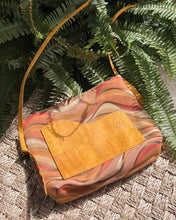 Load image into Gallery viewer, Montañita Crossbody - Painted Hills & Mangó