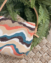 Load image into Gallery viewer, Montañita Crossbody - Natural & Winikunka