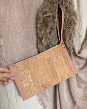 Load image into Gallery viewer, Tanama Wristlet - Natural & Guava