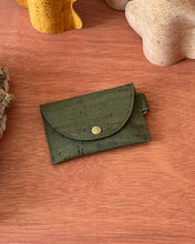 Load image into Gallery viewer, Karaya Snap Wallet 2.0 - Plátano