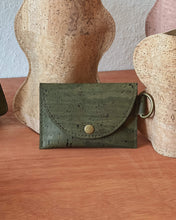 Load image into Gallery viewer, Karaya Snap Wallet 2.0 - Plátano