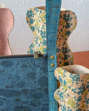 Load image into Gallery viewer, Tanama Wristlet - Ocean & Mar Caribe