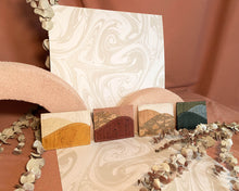 Load image into Gallery viewer, Yunque Card Wallet - Amapola