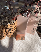 Load image into Gallery viewer, Yunque Card Wallet - Jazmín Print