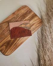 Load image into Gallery viewer, Yunque Card Wallet - Amapola