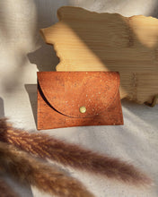 Load image into Gallery viewer, Karaya Snap Wallet - Batata