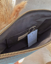 Load image into Gallery viewer, Palma Crossbody - Mar Caribe & Rainforest